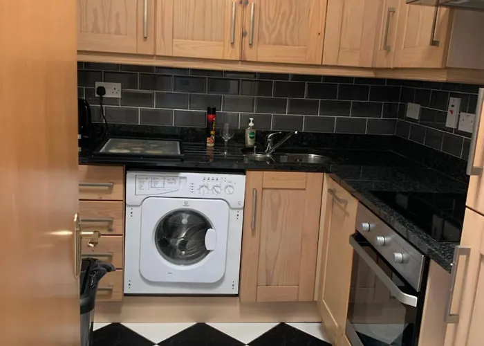 Apartment Howth Village 2 *